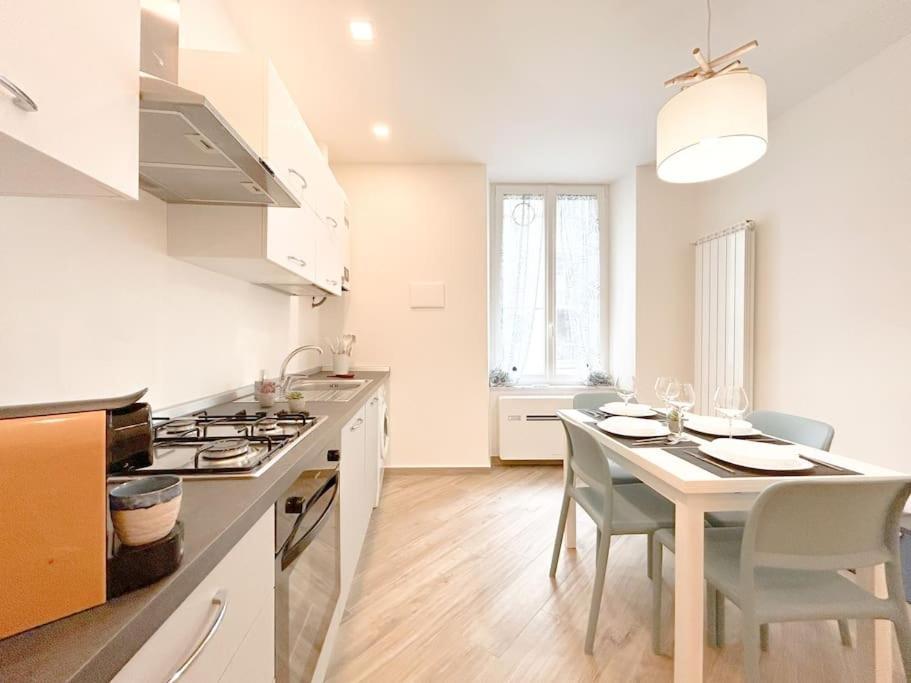 Lusso In Centro Storico - Wifi - Ac Apartment Savona Exterior photo